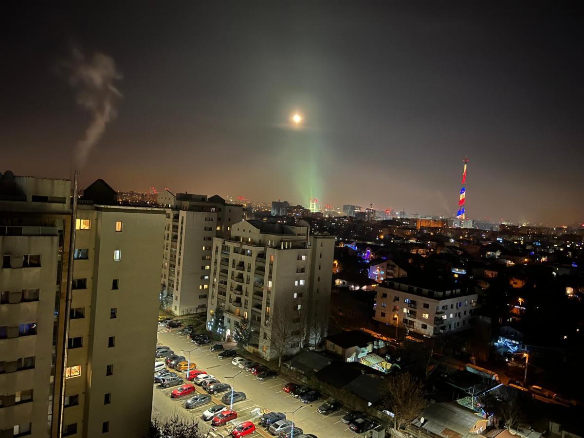 Stunning 2-Room Penthouse With Lakeview W11 บูคาเรสต์ ภายนอก รูปภาพ