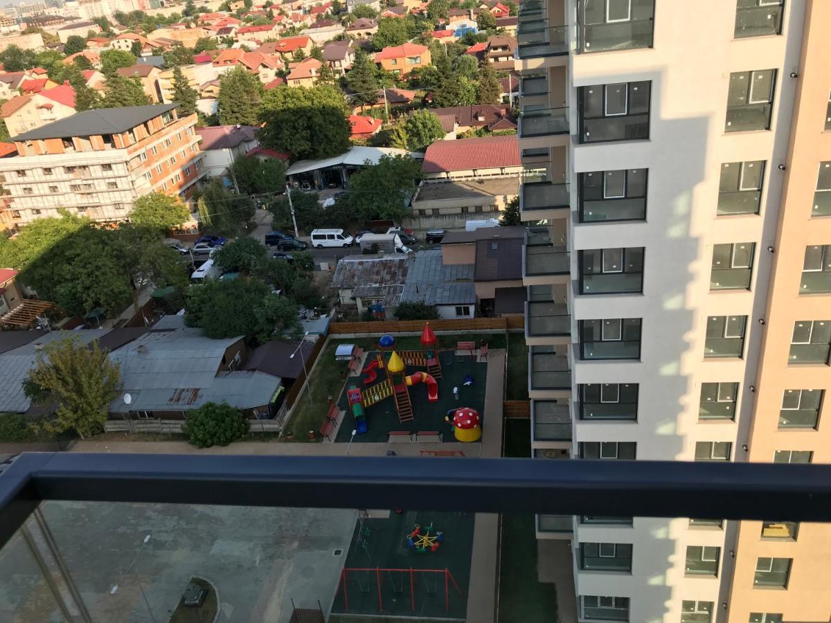 Stunning 2-Room Penthouse With Lakeview W11 บูคาเรสต์ ภายนอก รูปภาพ